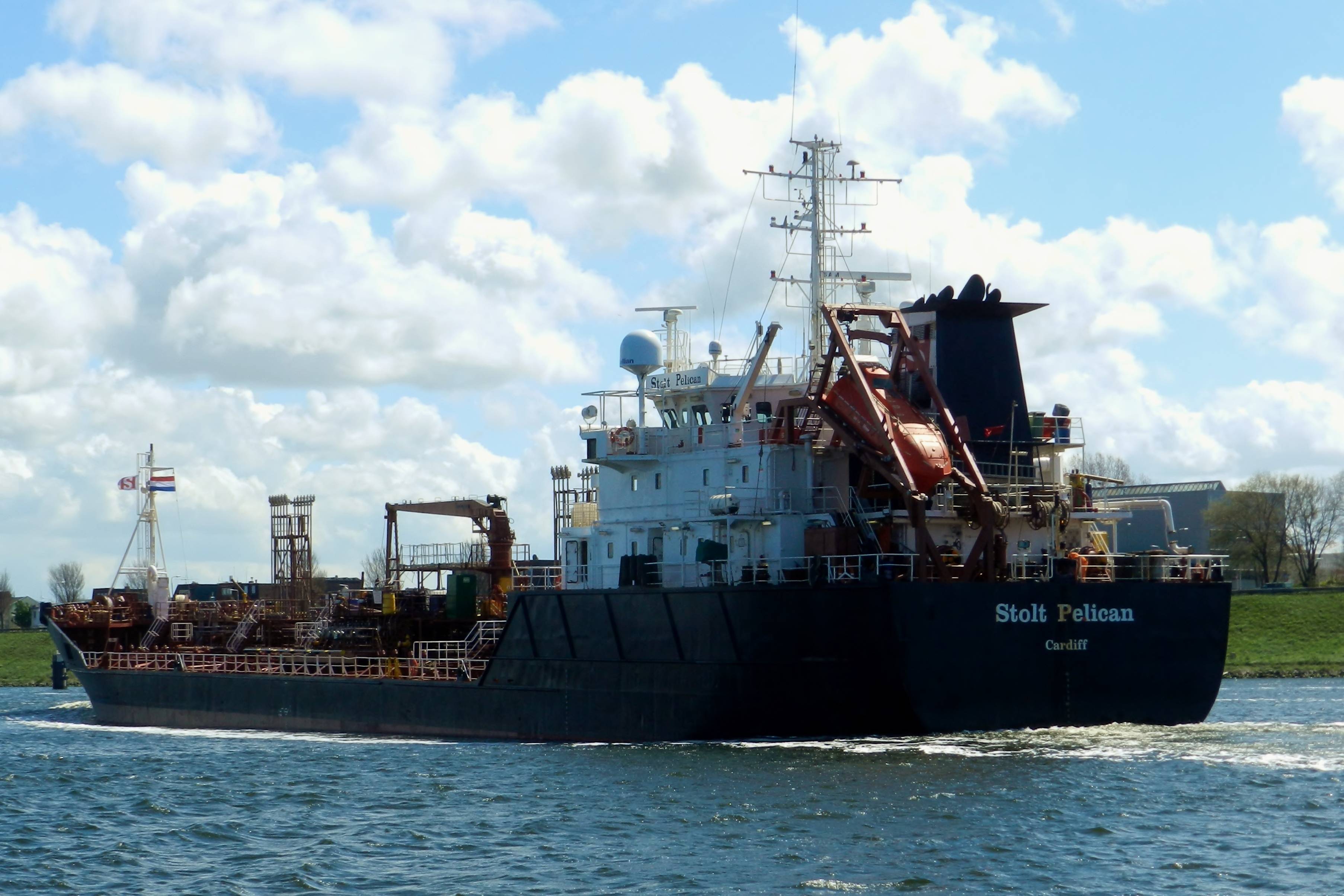 Stolt Pelican 
